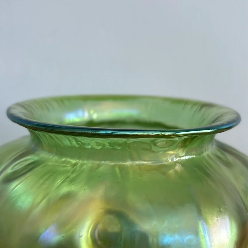 Antique loetz art
